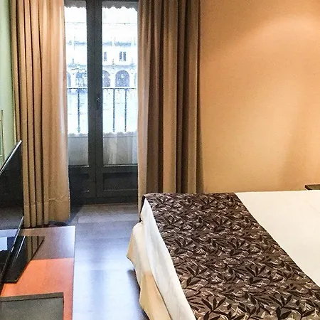 Sercotel Torres Hotell 3*